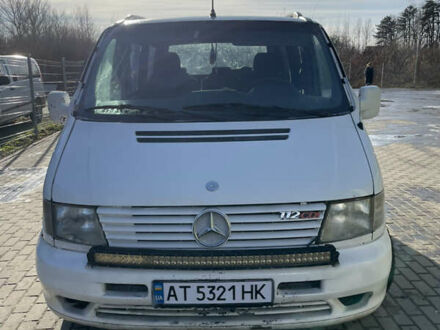 Белый Мерседес Вито, объемом двигателя 2.15 л и пробегом 519 тыс. км за 2800 $, фото 1 на Automoto.ua