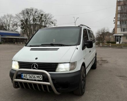 Белый Мерседес Вито, объемом двигателя 2.1 л и пробегом 300 тыс. км за 5500 $, фото 1 на Automoto.ua
