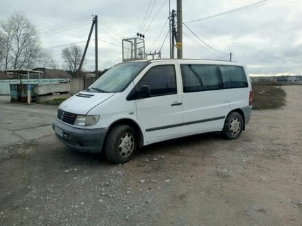 Білий Мерседес Віто, об'ємом двигуна 2.2 л та пробігом 500 тис. км за 4200 $, фото 1 на Automoto.ua