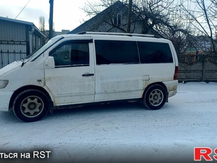 Білий Мерседес Віто, об'ємом двигуна 2.1 л та пробігом 200 тис. км за 5200 $, фото 1 на Automoto.ua