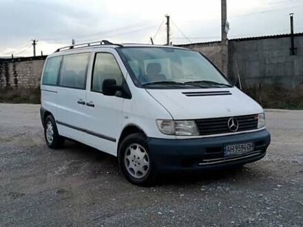 Белый Мерседес Вито, объемом двигателя 2.15 л и пробегом 280 тыс. км за 5750 $, фото 1 на Automoto.ua