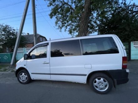 Белый Мерседес Вито, объемом двигателя 2.2 л и пробегом 3 тыс. км за 4300 $, фото 1 на Automoto.ua