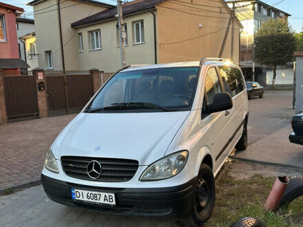 Білий Мерседес Віто, об'ємом двигуна 2.15 л та пробігом 385 тис. км за 6000 $, фото 1 на Automoto.ua