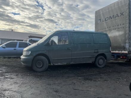 Білий Мерседес Віто, об'ємом двигуна 2.1 л та пробігом 350 тис. км за 2200 $, фото 1 на Automoto.ua