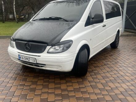 Білий Мерседес Віто, об'ємом двигуна 2.1 л та пробігом 382 тис. км за 5500 $, фото 1 на Automoto.ua