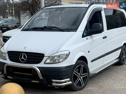 Мерседес Віто 2004 у Києві на Automoto.ua Білий Мерседес Віто, об'ємом двигуна 2.15 л та пробігом 344 тис. км за 8700 $, фото 1 на Automoto.ua