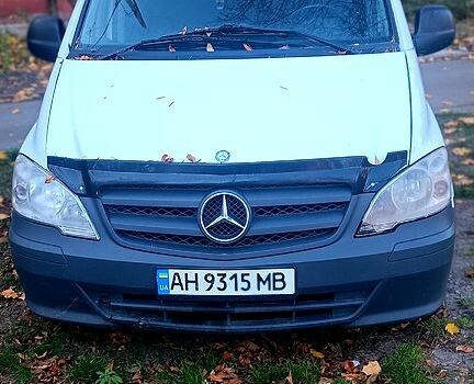 Білий Мерседес Віто, об'ємом двигуна 2.1 л та пробігом 0 тис. км за 5500 $, фото 1 на Automoto.ua