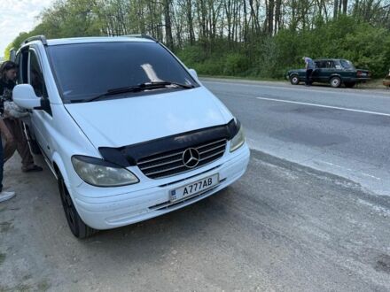 Білий Мерседес Віто, об'ємом двигуна 2.1 л та пробігом 300 тис. км за 6500 $, фото 1 на Automoto.ua