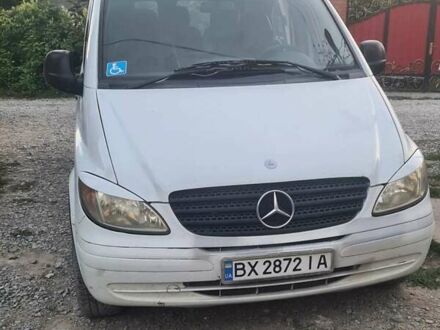 Білий Мерседес Віто, об'ємом двигуна 2.15 л та пробігом 300 тис. км за 7500 $, фото 1 на Automoto.ua