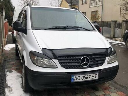 Белый Мерседес Вито, объемом двигателя 2.15 л и пробегом 428 тыс. км за 8000 $, фото 1 на Automoto.ua