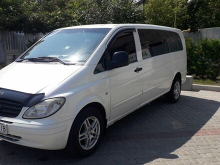 Білий Мерседес Віто, об'ємом двигуна 2.1 л та пробігом 420 тис. км за 7200 $, фото 1 на Automoto.ua