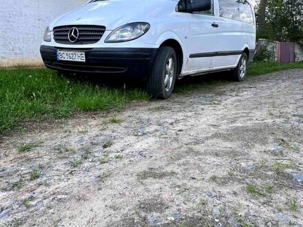 Мерседес Віто 2005 у Катеринополе на Automoto.ua Білий Мерседес Віто, об'ємом двигуна 2.1 л та пробігом 400 тис. км за 4500 $, фото 1 на Automoto.ua