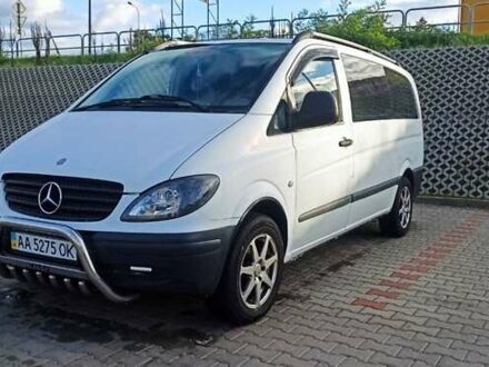 Белый Мерседес Вито, объемом двигателя 2.15 л и пробегом 362 тыс. км за 6250 $, фото 1 на Automoto.ua