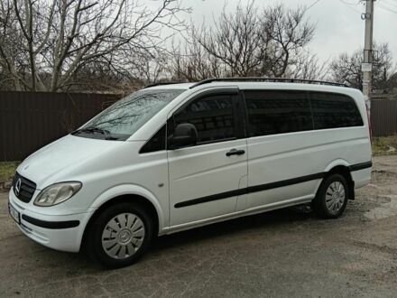 Белый Мерседес Вито, объемом двигателя 2.1 л и пробегом 1000 тыс. км за 6500 $, фото 1 на Automoto.ua