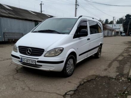 Белый Мерседес Вито, объемом двигателя 2.1 л и пробегом 467 тыс. км за 5200 $, фото 1 на Automoto.ua