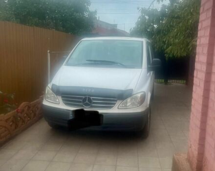 Белый Мерседес Вито, объемом двигателя 2.2 л и пробегом 308 тыс. км за 6800 $, фото 1 на Automoto.ua