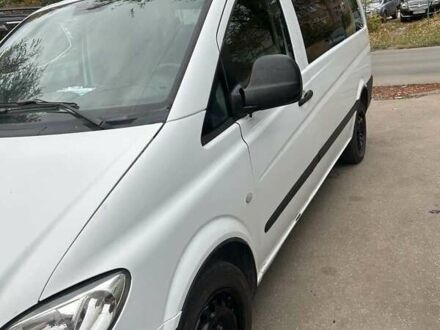 Белый Мерседес Вито, объемом двигателя 2.15 л и пробегом 590 тыс. км за 5500 $, фото 1 на Automoto.ua