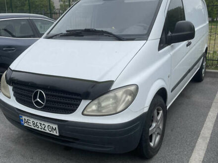 Білий Мерседес Віто, об'ємом двигуна 2.15 л та пробігом 355 тис. км за 6700 $, фото 1 на Automoto.ua