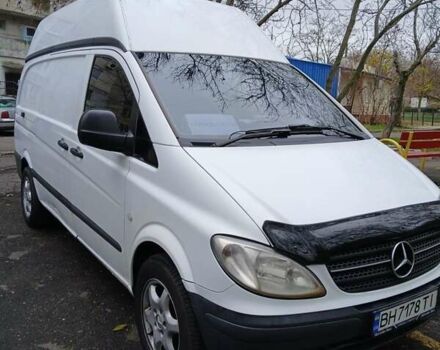 Белый Мерседес Вито, объемом двигателя 2.15 л и пробегом 570 тыс. км за 7500 $, фото 1 на Automoto.ua