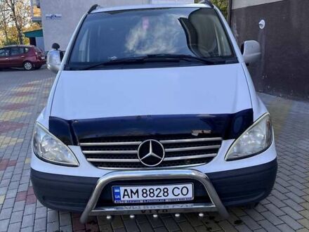 Мерседес Вито 2006 в Житомире на Automoto.ua Белый Мерседес Вито, объемом двигателя 2.1 л и пробегом 266 тыс. км за 7777 $, фото 1 на Automoto.ua