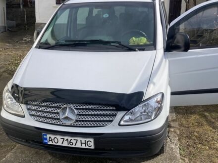 Білий Мерседес Віто, об'ємом двигуна 2.1 л та пробігом 322 тис. км за 8000 $, фото 1 на Automoto.ua