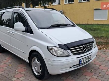Белый Мерседес Вито, объемом двигателя 2.15 л и пробегом 272 тыс. км за 7600 $, фото 1 на Automoto.ua