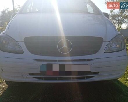 Білий Мерседес Віто, об'ємом двигуна 2.2 л та пробігом 2 тис. км за 8500 $, фото 1 на Automoto.ua