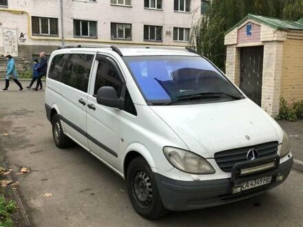 Білий Мерседес Віто, об'ємом двигуна 2.1 л та пробігом 800 тис. км за 8500 $, фото 1 на Automoto.ua