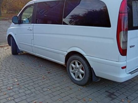 Белый Мерседес Вито, объемом двигателя 2.15 л и пробегом 330 тыс. км за 9300 $, фото 1 на Automoto.ua