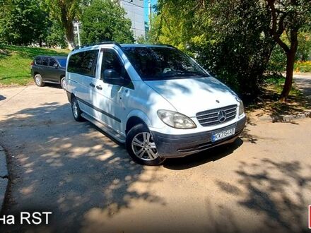 Білий Мерседес Віто, об'ємом двигуна 2.1 л та пробігом 111 тис. км за 8300 $, фото 1 на Automoto.ua