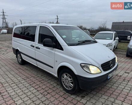 Белый Мерседес Вито, объемом двигателя 2.15 л и пробегом 250 тыс. км за 7700 $, фото 1 на Automoto.ua