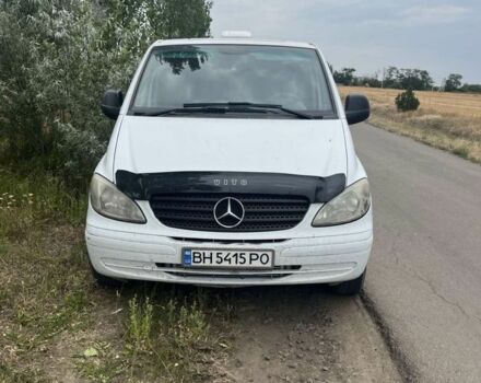 Белый Мерседес Вито, объемом двигателя 2.1 л и пробегом 225 тыс. км за 7000 $, фото 1 на Automoto.ua