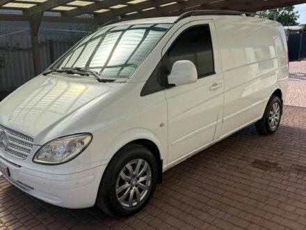 Белый Мерседес Вито, объемом двигателя 3 л и пробегом 254 тыс. км за 7500 $, фото 1 на Automoto.ua