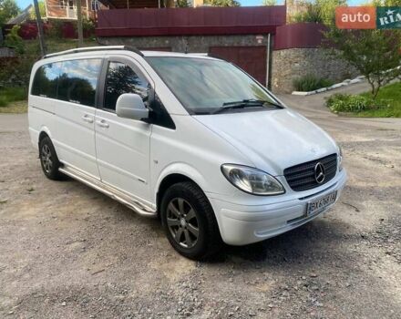 Белый Мерседес Вито, объемом двигателя 2.2 л и пробегом 336 тыс. км за 8999 $, фото 1 на Automoto.ua
