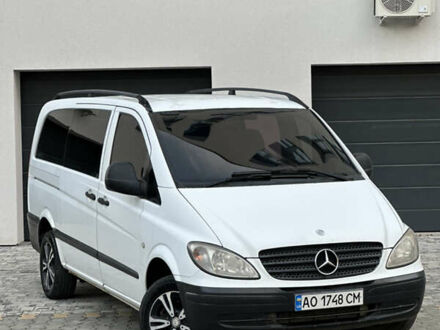 Белый Мерседес Вито, объемом двигателя 2.15 л и пробегом 300 тыс. км за 6500 $, фото 1 на Automoto.ua