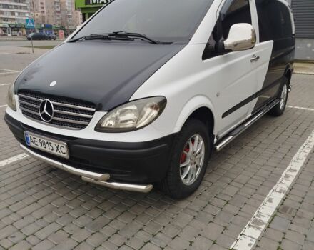 Белый Мерседес Вито, объемом двигателя 2.1 л и пробегом 444 тыс. км за 8300 $, фото 1 на Automoto.ua