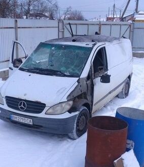 Білий Мерседес Віто, об'ємом двигуна 2.1 л та пробігом 300 тис. км за 3000 $, фото 1 на Automoto.ua