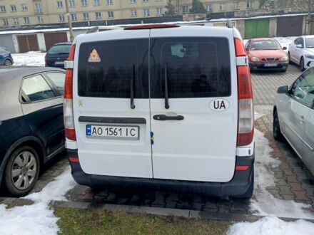 Белый Мерседес Вито, объемом двигателя 2.1 л и пробегом 347 тыс. км за 6200 $, фото 1 на Automoto.ua