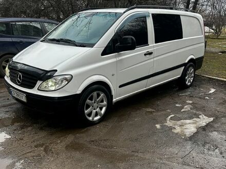 Белый Мерседес Вито, объемом двигателя 2.1 л и пробегом 400 тыс. км за 8500 $, фото 1 на Automoto.ua