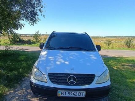 Білий Мерседес Віто, об'ємом двигуна 2.15 л та пробігом 357 тис. км за 7500 $, фото 1 на Automoto.ua