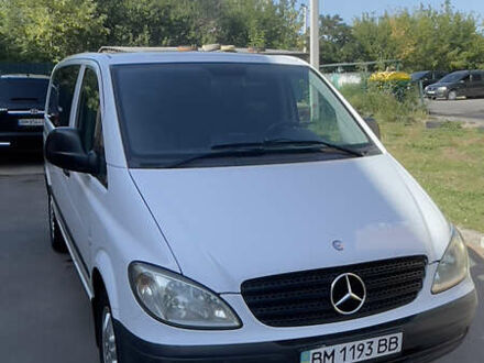 Мерседес Вито 2009 в Сумах на Automoto.ua Белый Мерседес Вито, объемом двигателя 2.15 л и пробегом 375 тыс. км за 12000 $, фото 1 на Automoto.ua