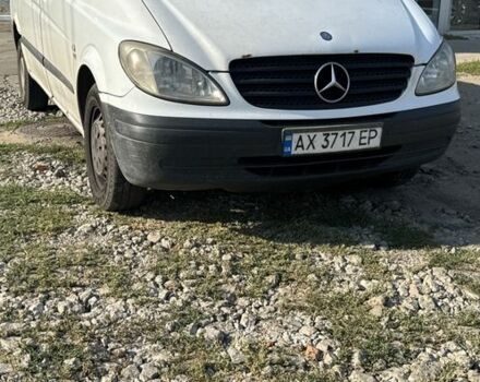 Білий Мерседес Віто, об'ємом двигуна 2.1 л та пробігом 294 тис. км за 5500 $, фото 1 на Automoto.ua