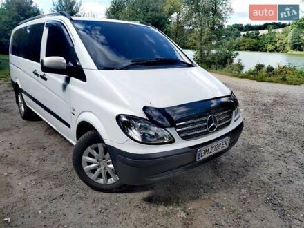 Мерседес Вито 2010 в Сумах на Automoto.ua Белый Мерседес Вито, объемом двигателя 2.15 л и пробегом 309 тыс. км за 12700 $, фото 1 на Automoto.ua