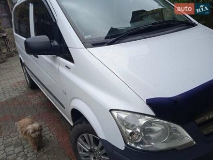 Белый Мерседес Вито, объемом двигателя 2.1 л и пробегом 360 тыс. км за 10999 $, фото 1 на Automoto.ua