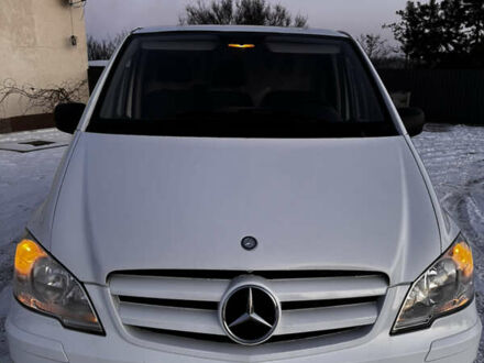 Белый Мерседес Вито, объемом двигателя 0 л и пробегом 260 тыс. км за 9600 $, фото 1 на Automoto.ua