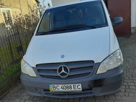 Мерседес Вито 2012 в Каменке-Бугской на Automoto.ua Белый Мерседес Вито, объемом двигателя 2.14 л и пробегом 456 тыс. км за 8000 $, фото 1 на Automoto.ua