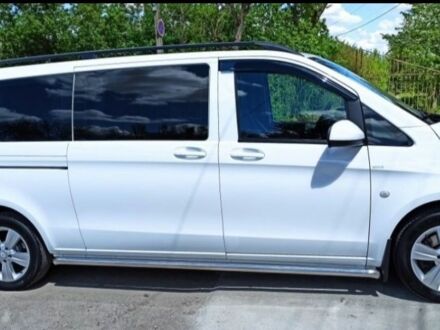 Білий Мерседес Віто, об'ємом двигуна 2.2 л та пробігом 227 тис. км за 26999 $, фото 1 на Automoto.ua