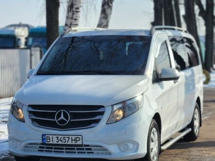 Мерседес Вито 2015 в Полтаве на Automoto.ua Белый Мерседес Вито, объемом двигателя 1.6 л и пробегом 137 тыс. км за 14999 $, фото 1 на Automoto.ua