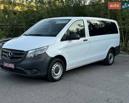 Білий Мерседес Віто, об'ємом двигуна 2.2 л та пробігом 270 тис. км за 18200 $, фото 1 на Automoto.ua