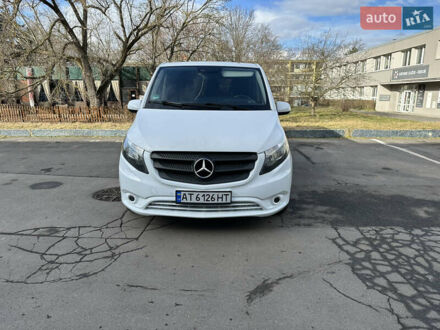 Мерседес Вито 2018 в Ивано-Франковске на Automoto.ua Белый Мерседес Вито, объемом двигателя 2.14 л и пробегом 295 тыс. км за 25000 $, фото 1 на Automoto.ua